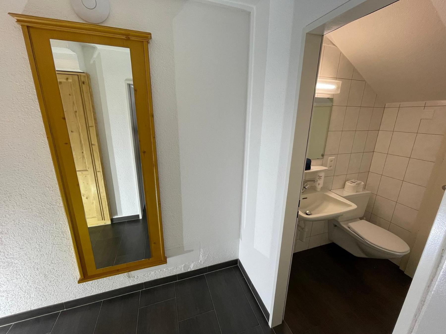 Catrina Hotel Disentis Habitación foto