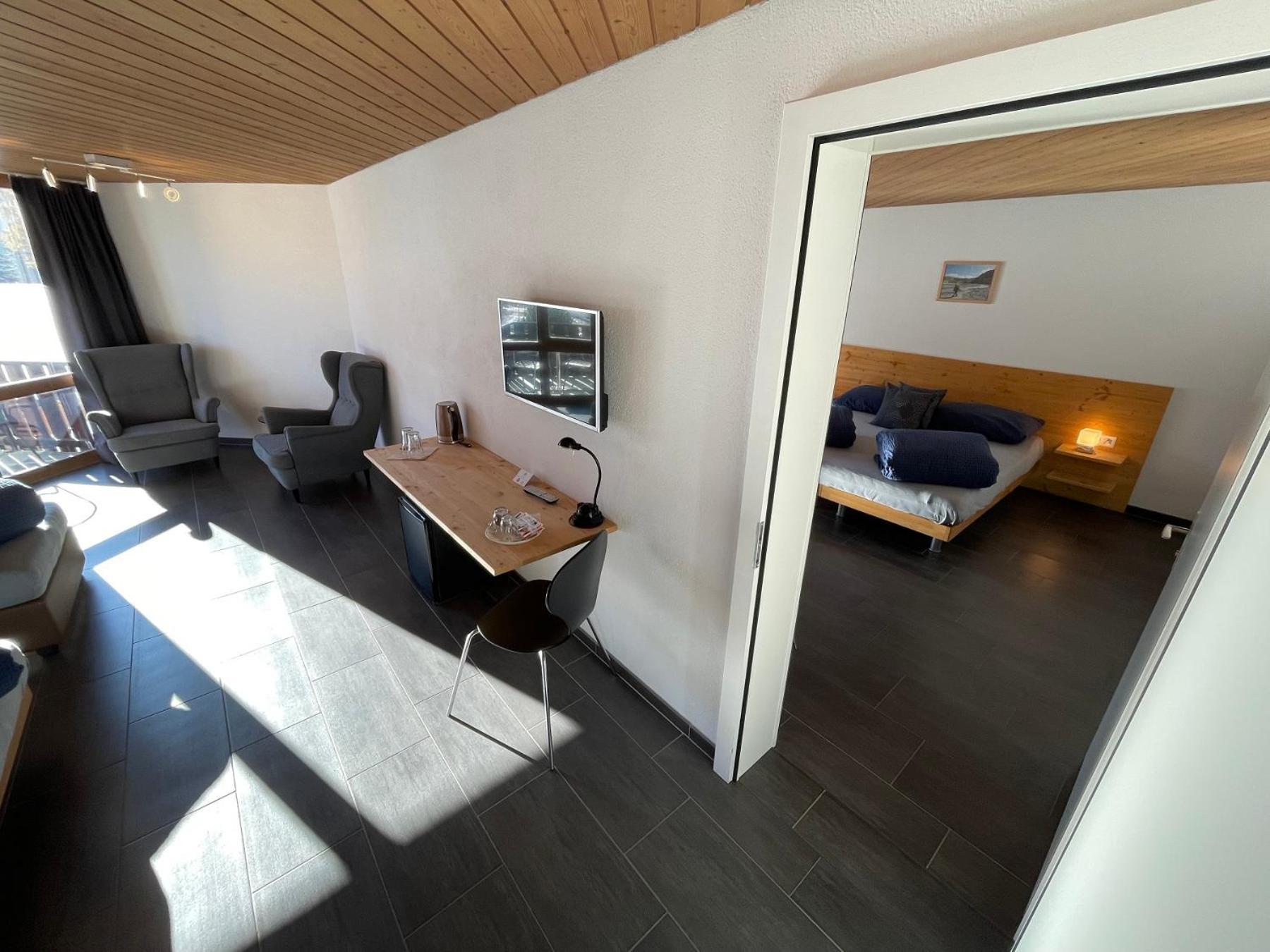 Catrina Hotel Disentis Habitación foto