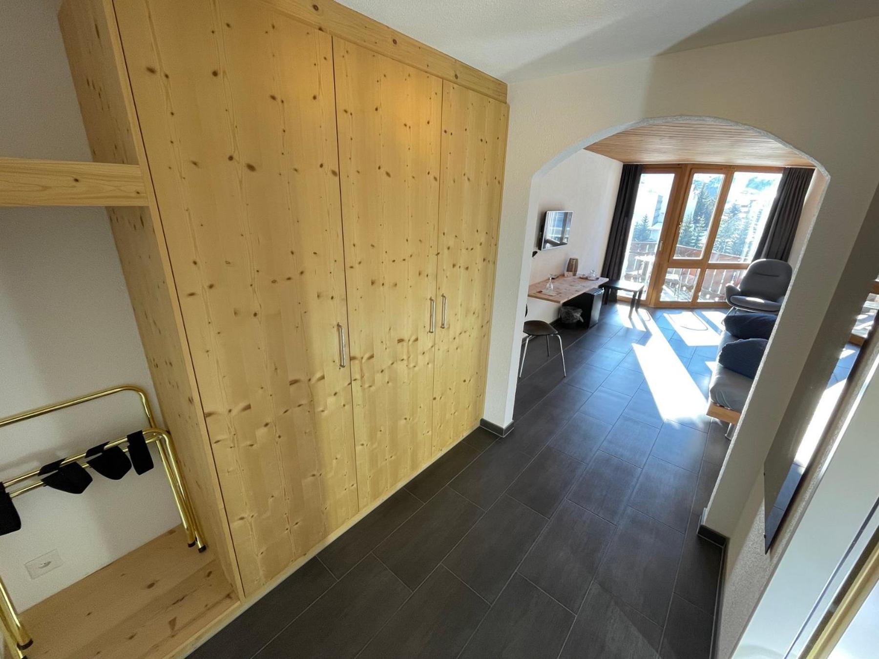 Catrina Hotel Disentis Habitación foto